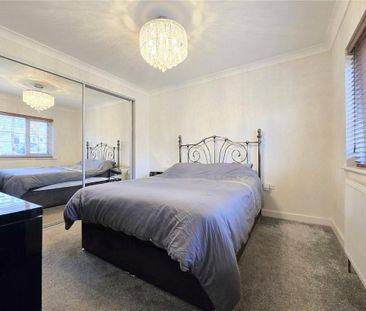 3 bed semi-detached house to rent in Belmont Avenue, Wickford, SS12 - Photo 5