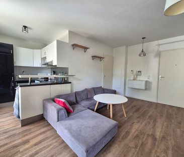 Location Appartement 1 pièce 33m² - Photo 3