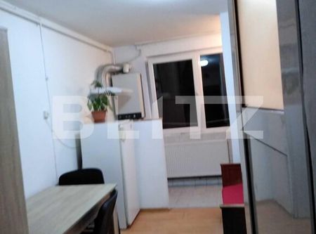Garsoniera, 20 mp, etaj intermediar, zona Bulevardul Muncii - Fotografie 5