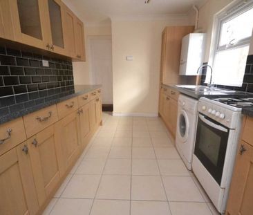 4 Bed - Liverpool Road, Reading - Photo 3