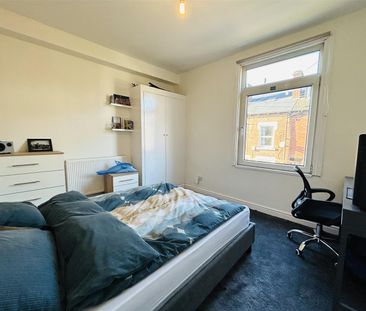 Welton Place, Hyde Park, LS6 1EW, Leeds - Photo 5