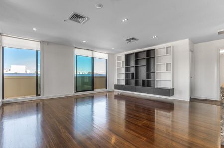 Top Floor of the Heard's Building - Photo 5