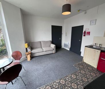 1 bedroom flat to rent - Photo 3