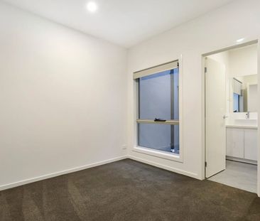 Convenient Wollert Living! - Photo 4