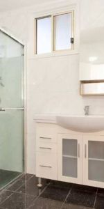 39 Maria Street, Petersham - Photo 3