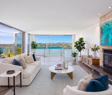 Contemporary Luxury with Stunning Harbour Panorama - Photo 2