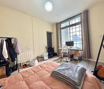 2 bedroom flat to rent - Photo 2