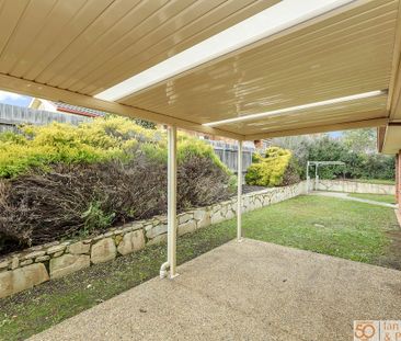 6 Macadamia Close, Jerrabomberra NSW 2619 - House For Rent | Domain - Photo 6