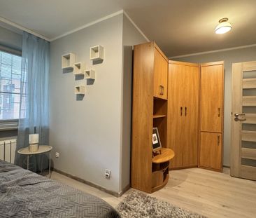 Warszawa, Praga-Południe, Cyrklowa - Photo 3