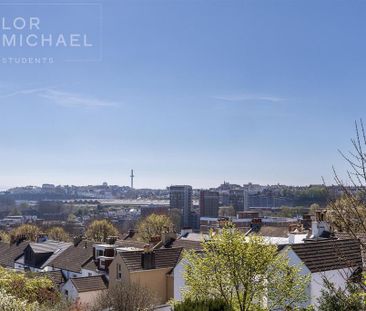 4 bedroom terraced house to rent - Photo 1