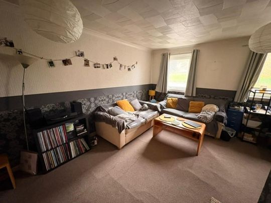 1 bedroom ground floor flat to rent - Photo 1