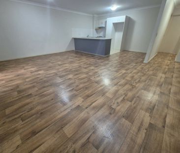 2 Bedroom Unit In Perfect Location!! - Photo 5