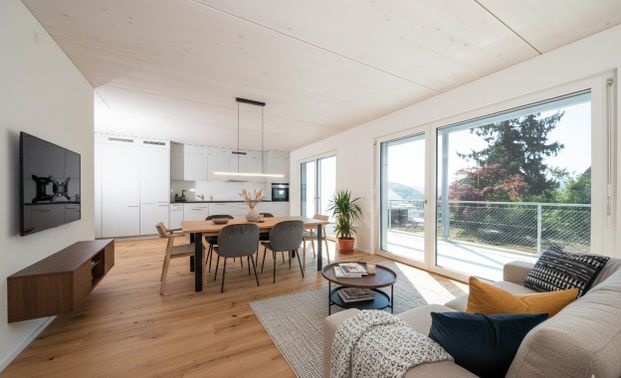 2.5 Zimmer, 83 m², 2. Stock - Photo 1