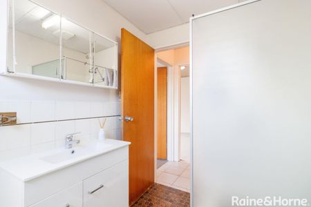 Two Bedroom Unit in Great Location! - Photo 5