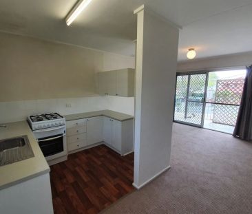 Unit 4/20 Waterton Street, - Photo 2