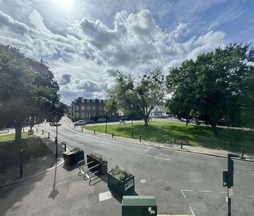 The Green, London, N21 - Photo 6