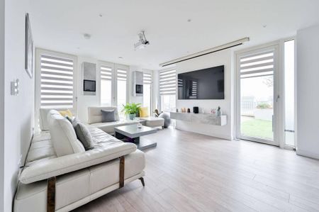 3 bedroom flat to rent - Photo 4