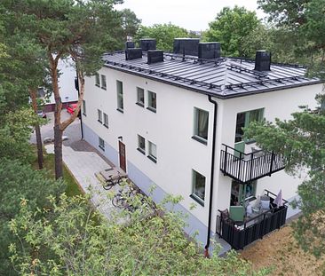 Stora Essingen, Stockholm - Photo 1