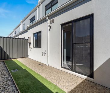 Low Maintenance Family Home - Photo 5