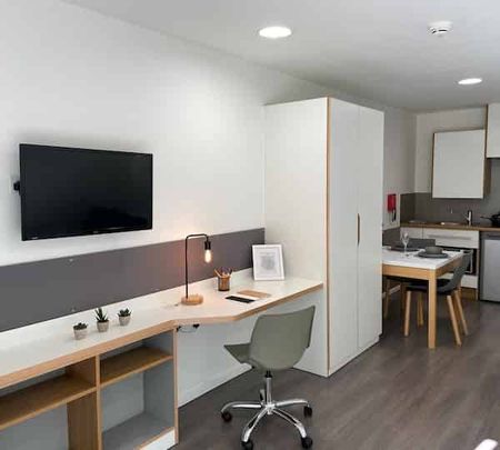 Courtyard Studio - Photo 3