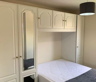 3 Bed Flat, Yorkhill St, G3 - Photo 6