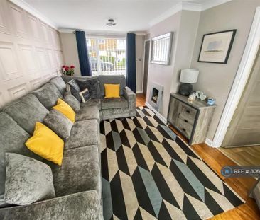 2 bedroom terraced house to rent - Photo 2