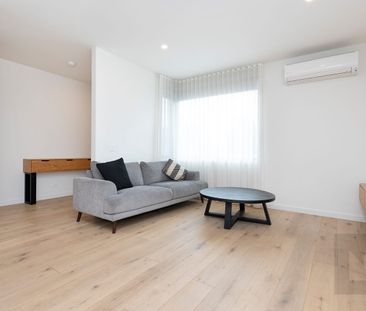 Prime location with lots to offer - Photo 1