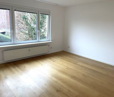 Attraktive 3-Zimmer-Wohnung mit EBK und Loggia in Bloherfelde - Photo 3