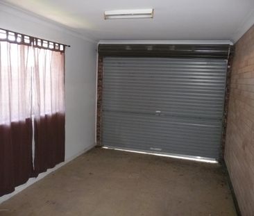 TWO BEDROOM UNIT SOUTH MACKAY - Photo 1