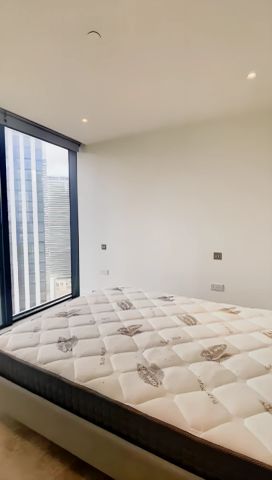 2 Bedroom 2 Bathroom Flat3105 - Photo 4
