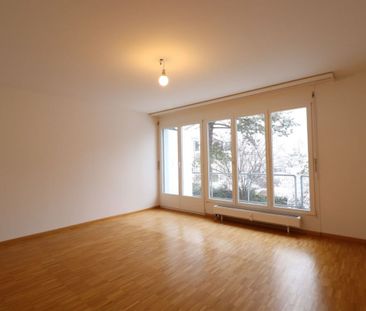 Nähe Gartenbad Eglisee und Lange Erlen - gemütliche 4-Zimmerwohnung... - Photo 1