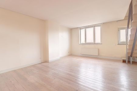 Penthouse - for rent - Photo 2