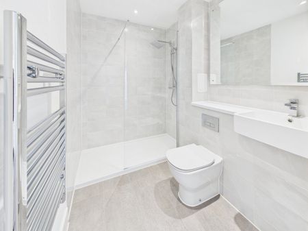 Bath Road, Slough, Berkshire,SL1 - Photo 5