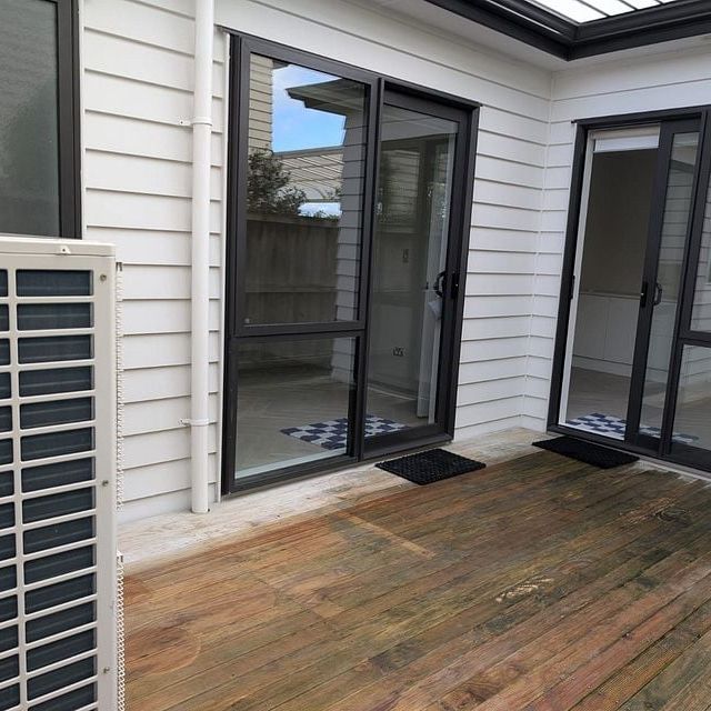 1 Bedroom + Living Room in a quiet neighbourhood - Photo 1