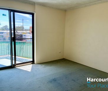 Cozy 2 bedroom unit in prime location - Photo 6