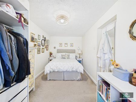 3 bedroom terraced house to rent - Photo 5