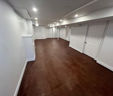 For Lease - 426 Orange Walk Crescent, Mississauga, Ontario - Photo 4