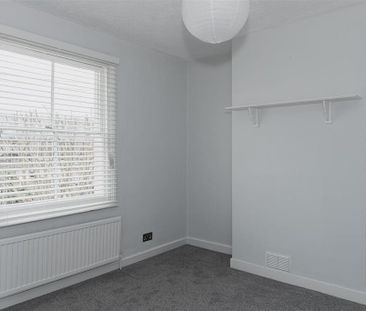 2 bedroom house to rent - Photo 2