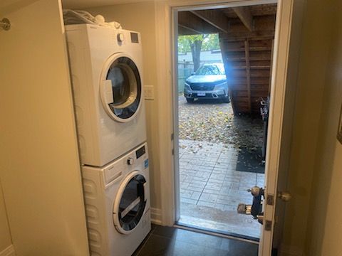 For Lease - 1551 kingston Road, Toronto, Ontario - Photo 1