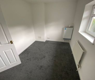 Emlyn Rd, Swansea, SA1 - Photo 2