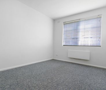 1/37 Comas Grove, Thornbury VIC 3071 - Apartment For Rent | Domain - Photo 1