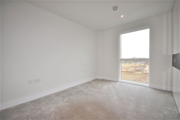 Kidbrooke Park Road, Kidbrooke Village, London, SE3 9FY - Photo 1