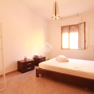 Trilocale in affitto - Photo 2
