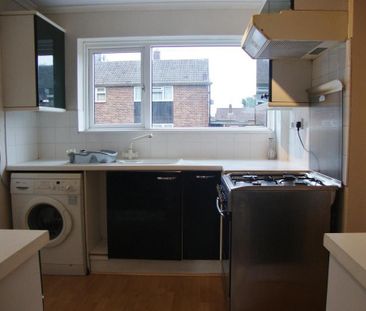 3 bedroom house to rent - Photo 2