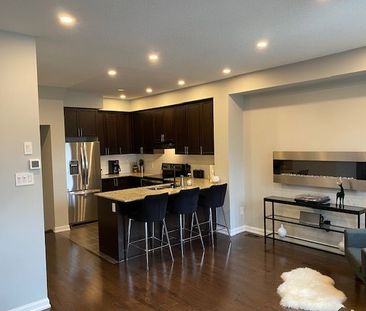 For Lease - 165 Hampshire Way Unit# 123, Milton, Ontario - Photo 2