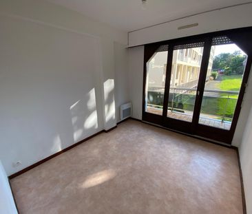Location Appartement 3 pièces 68m² THONON LES BAINS 74200 - Photo 4