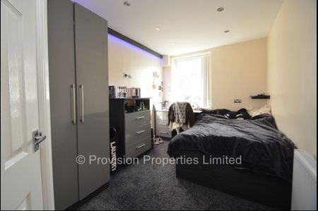 4 Bedroom Student Lets Leeds - Photo 4