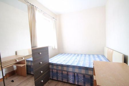 5 bedroom detached house to rent - Photo 4