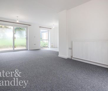 3 bedroom detached house to rent - Photo 1