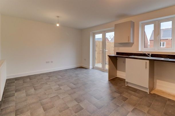 Lancellotte Avenue, Kenilworth - Photo 1